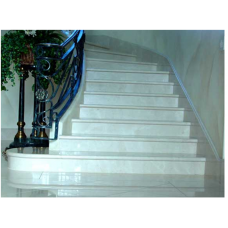 Лестница-76 Мраморная радиусная лестница из мрамора «Агора беж»
